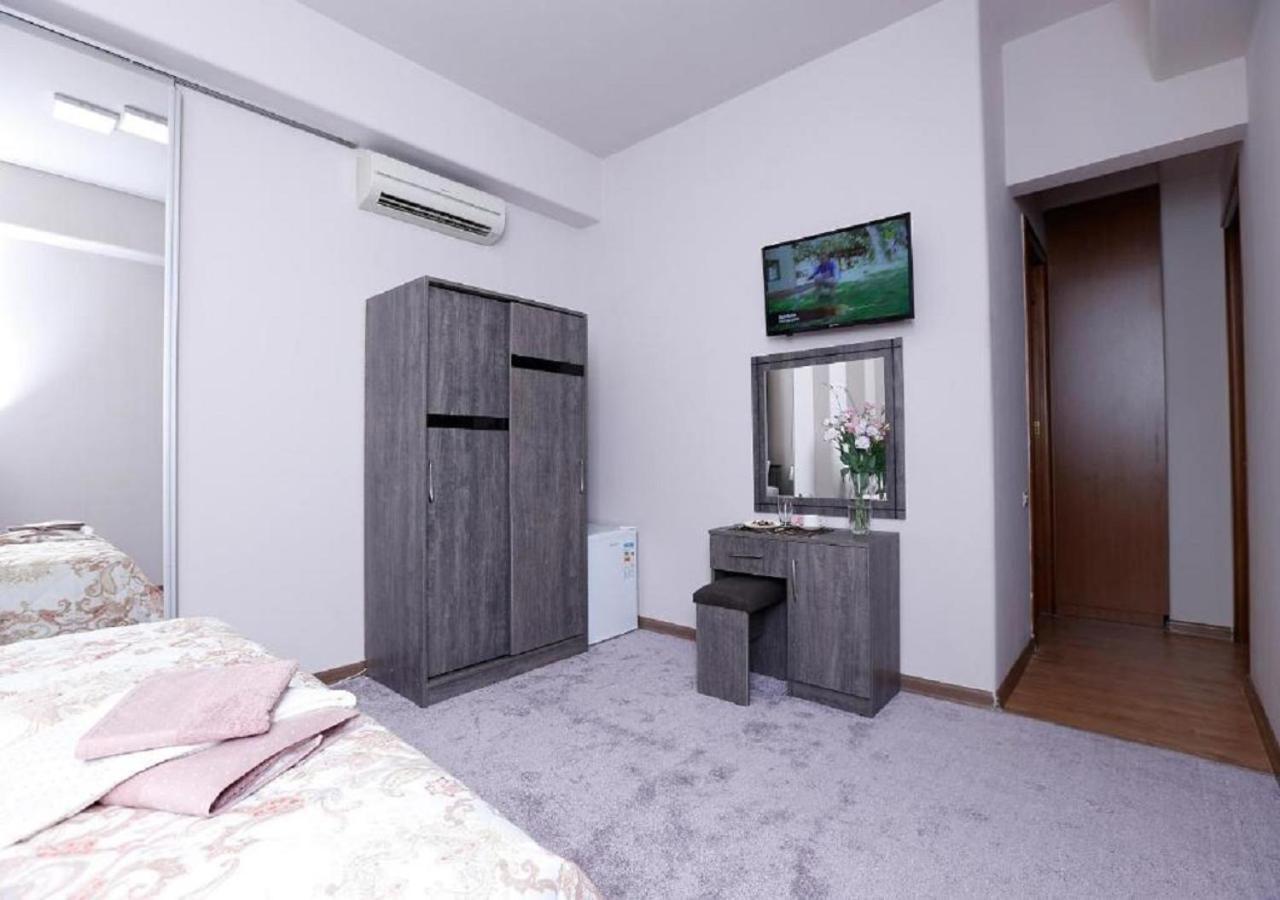Guesthouse เยเรวาน ภายนอก รูปภาพ